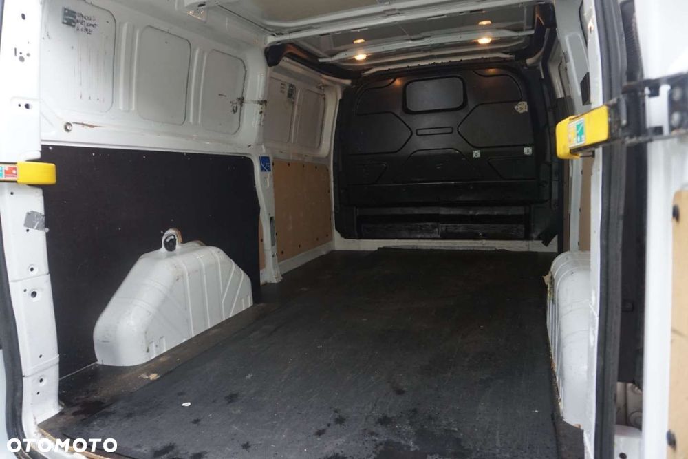Ford Transit Custom - 19