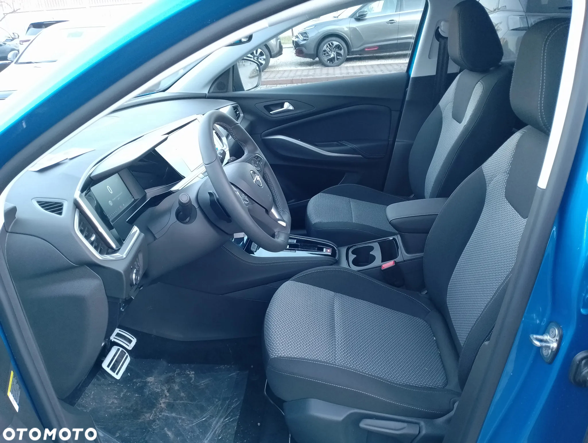 Opel Grandland 1.2 T Business Edition S&S - 6