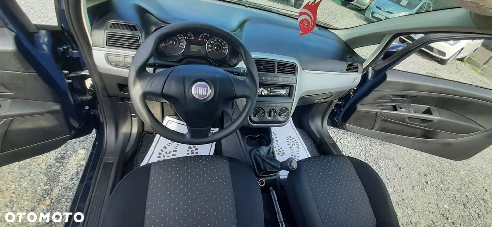 Fiat Grande Punto - 32