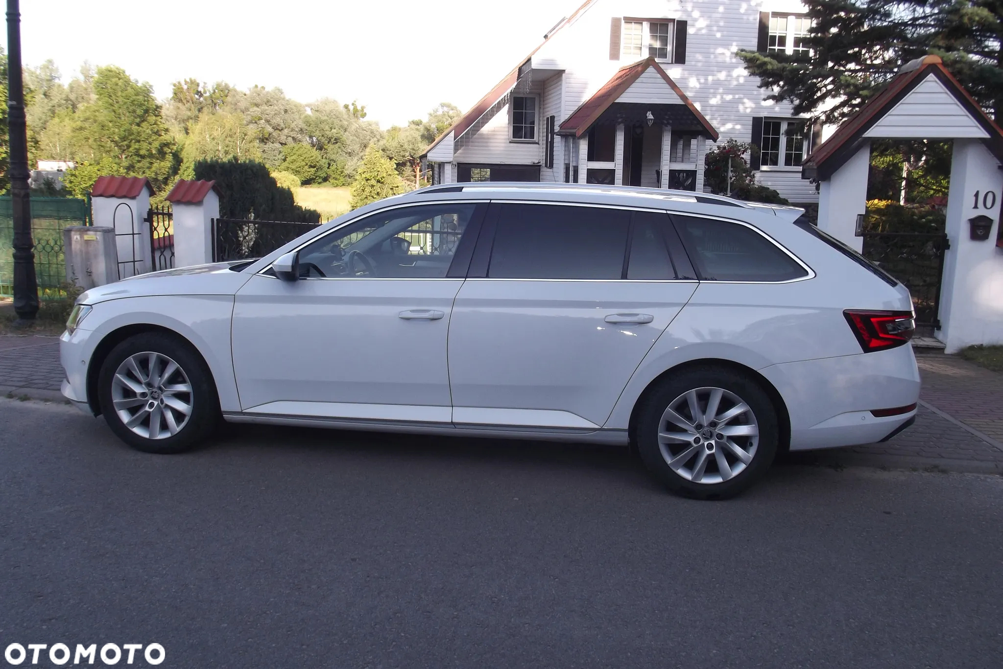 Skoda Superb 2.0 TDI Style DSG7 - 26