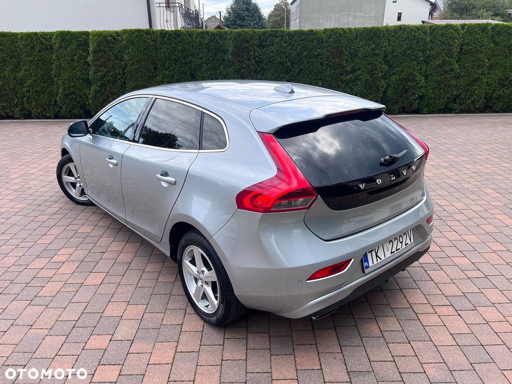 Volvo V40 D2 You - 35