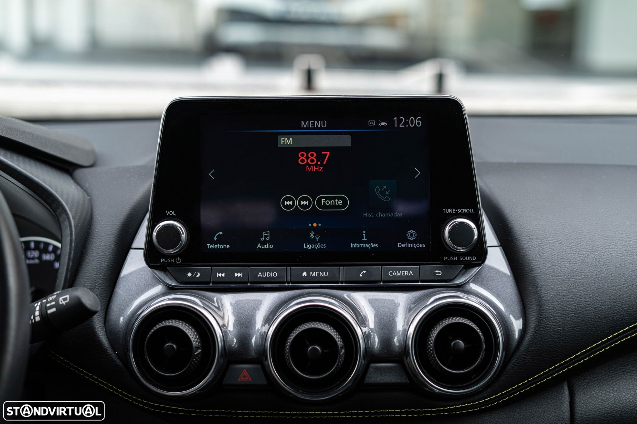 Nissan Juke 1.0 DIG-T Kiiro - 21