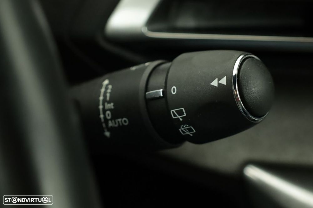 Peugeot 3008 1.2 Hybrid GT e-DCS6 - 19