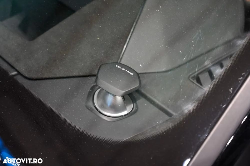 Lamborghini URUS - 26