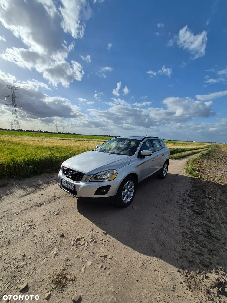 Volvo XC 60 - 8