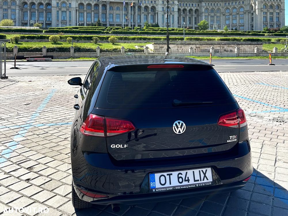 Volkswagen Golf 1.6 TDI BlueMotion Technology DPF Comfortline - 3