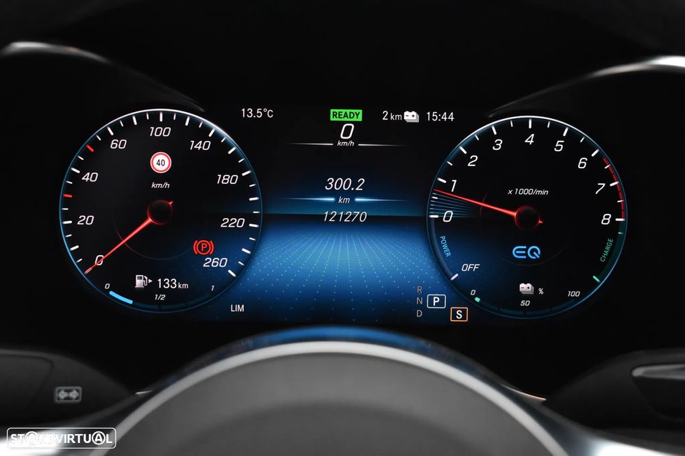 Mercedes-Benz GLC 300 e Coupe 4Matic 9G-TRONIC AMG Line - 40