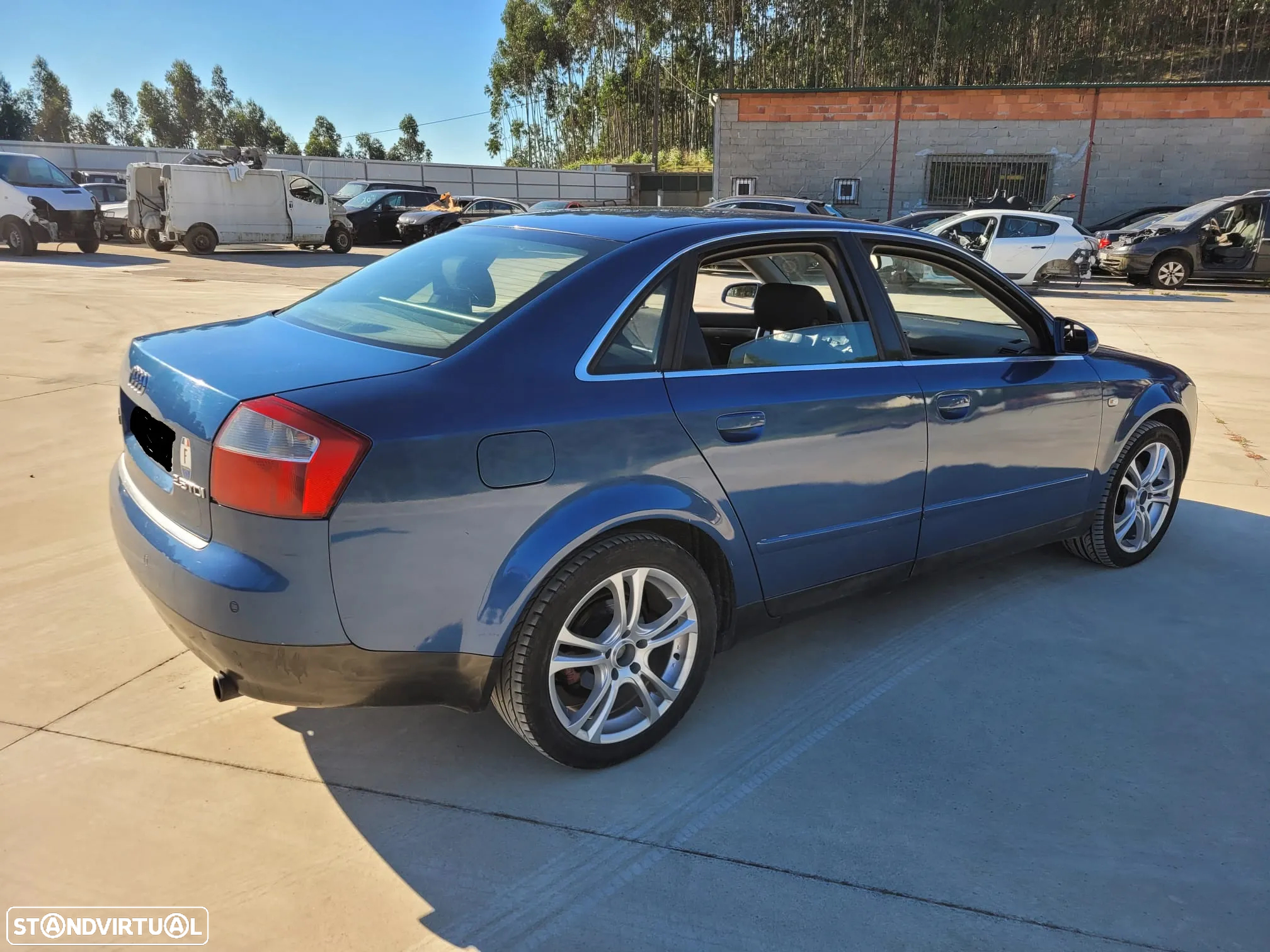 Audi A4 2.5 tdi ano 2001 - 6