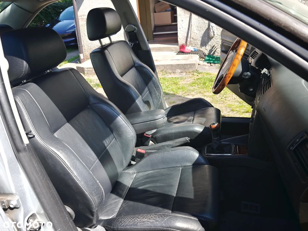 Volkswagen Bora Variant 1.9 TDI - 11