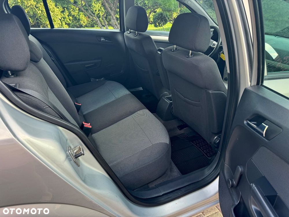 Opel Astra 1.6 Active - 16