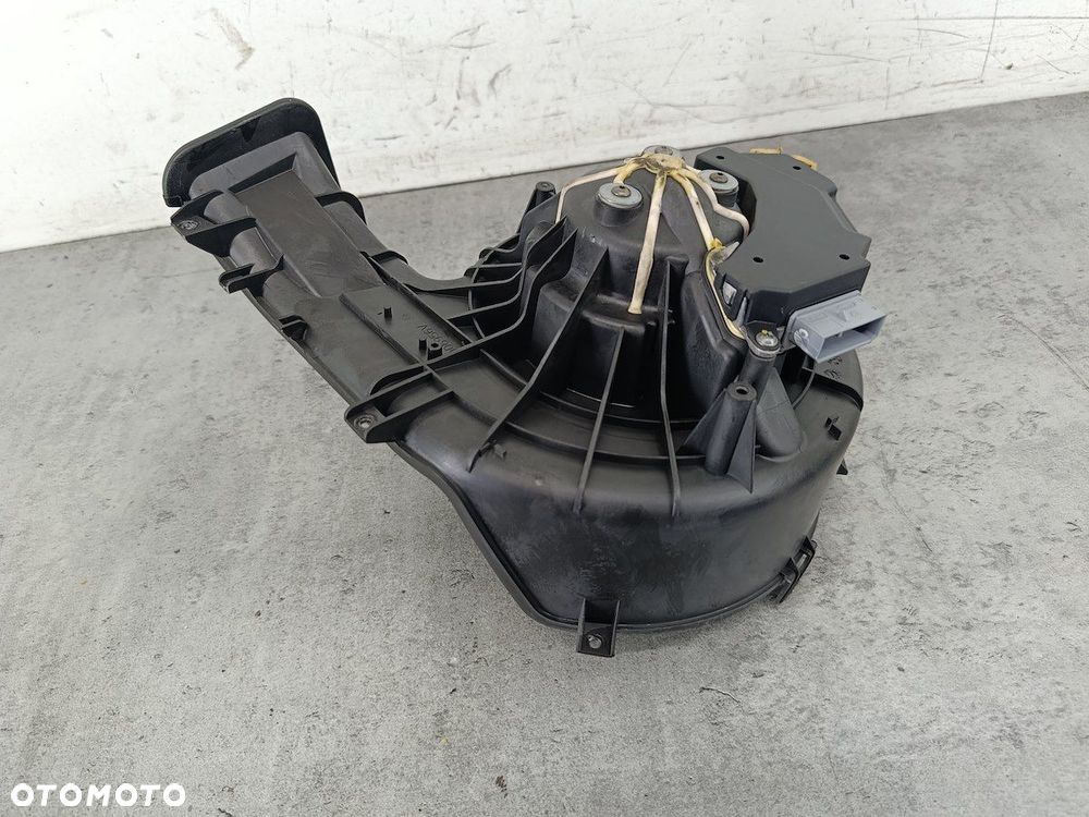 WENTYLATOR NAWIEWU, DMUCHAWA OPEL SIGNUM 985852T VALEO 1.9 CDTI - 5