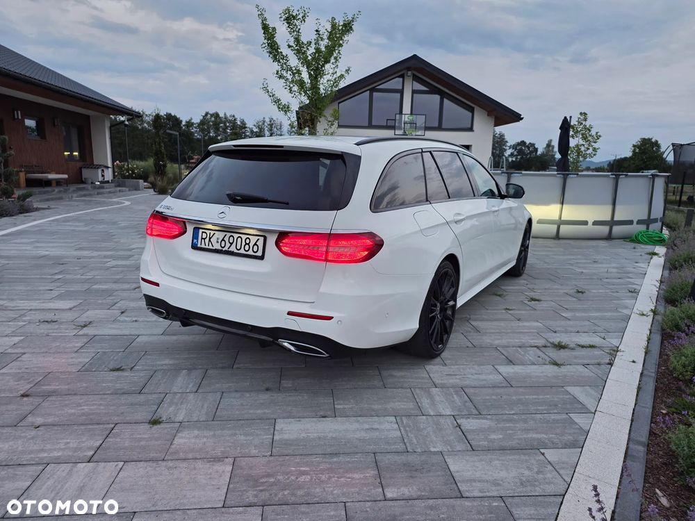 Mercedes-Benz Klasa E 350 d 9G-TRONIC - 2