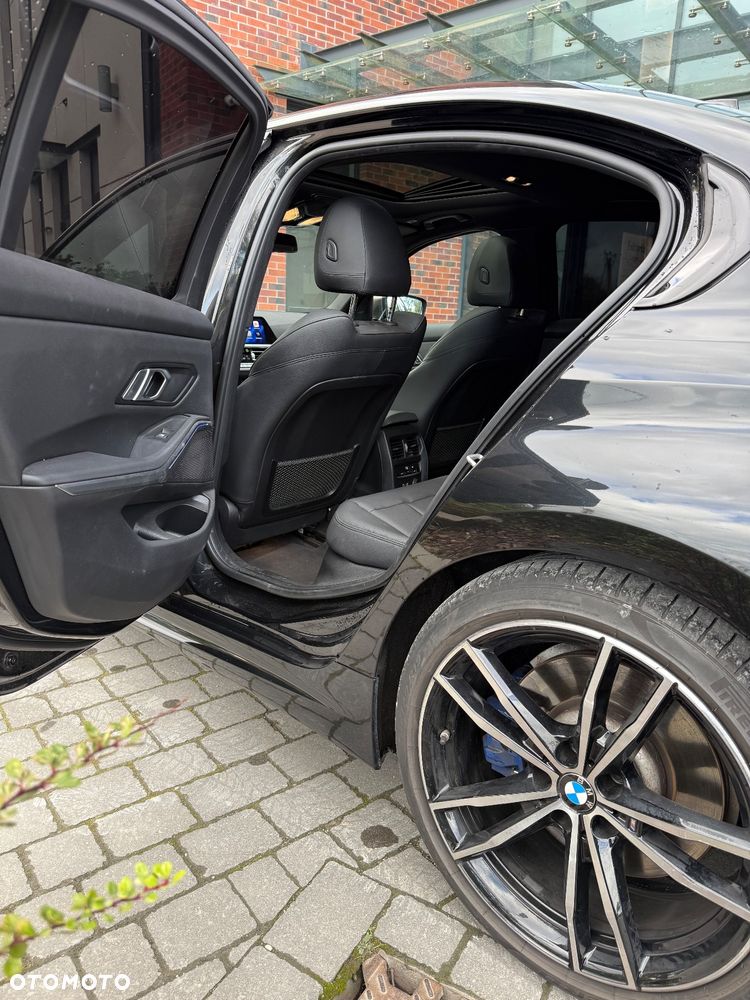 BMW Seria 3 M340i xDrive sport - 11