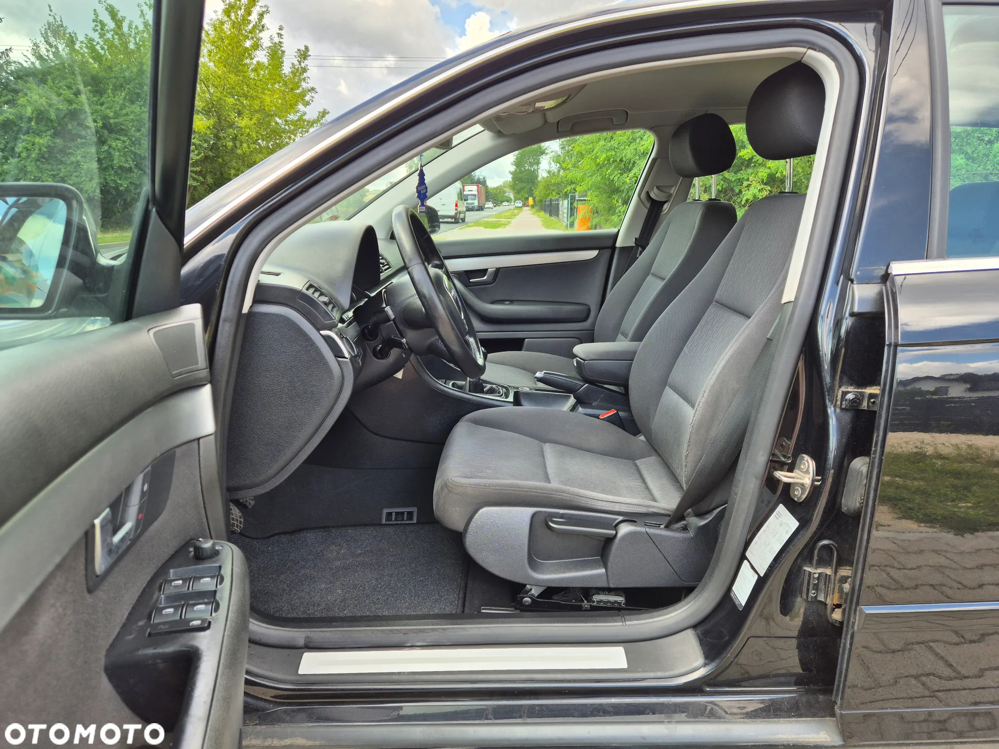 Audi A4 Avant 2.0 TDI - 5