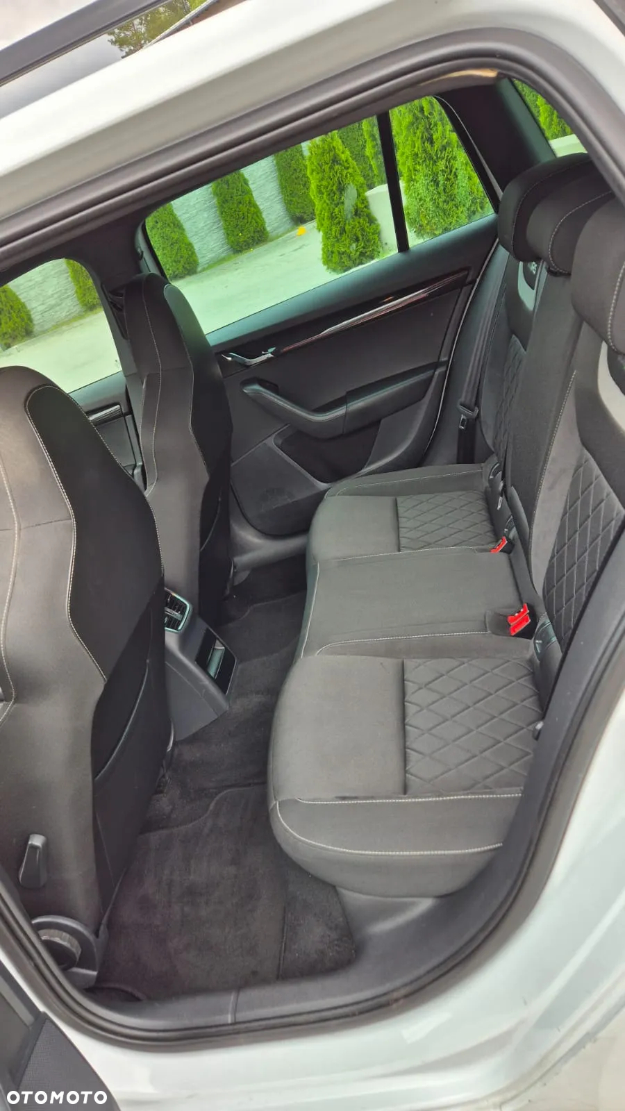 Skoda Octavia 2.0 TDI RS DSG - 15