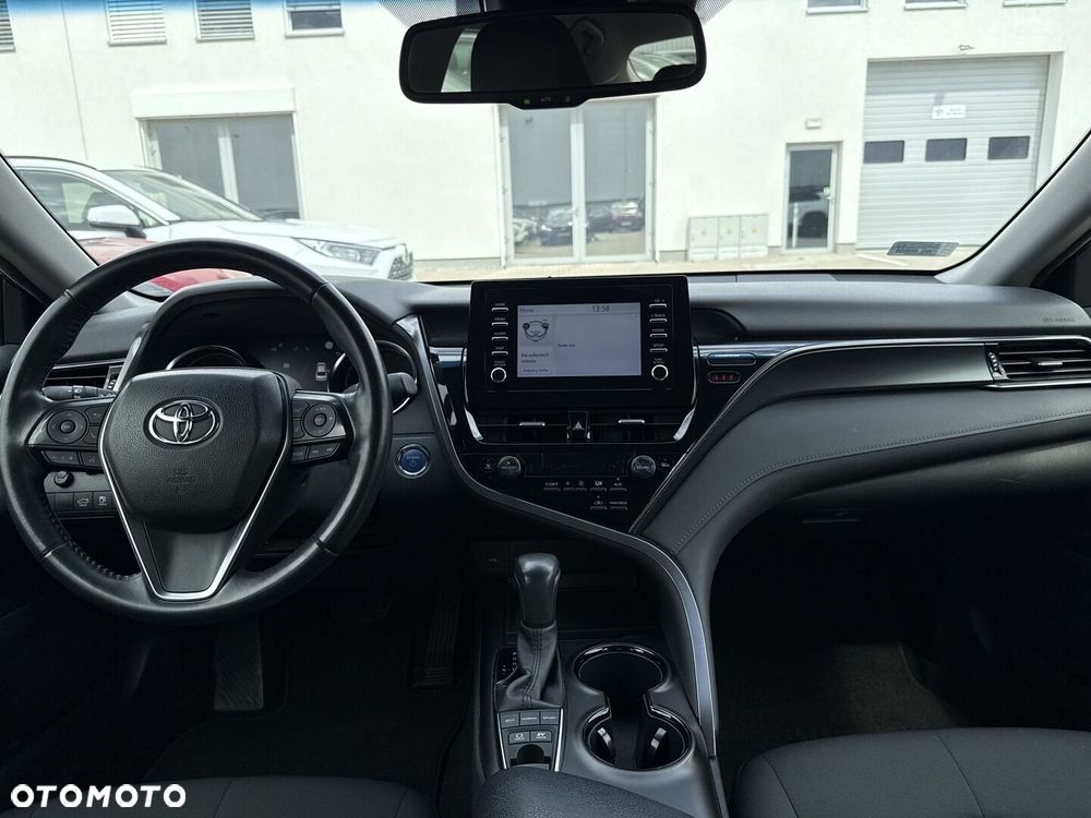 Toyota Camry 2.5 Hybrid Comfort CVT - 9