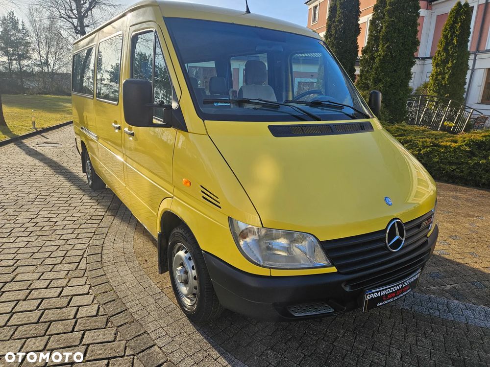 Mercedes-Benz Sprinter - 1