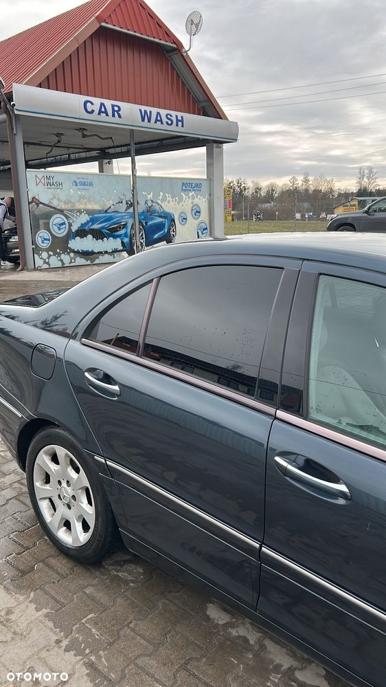 Mercedes-Benz Klasa C - 2