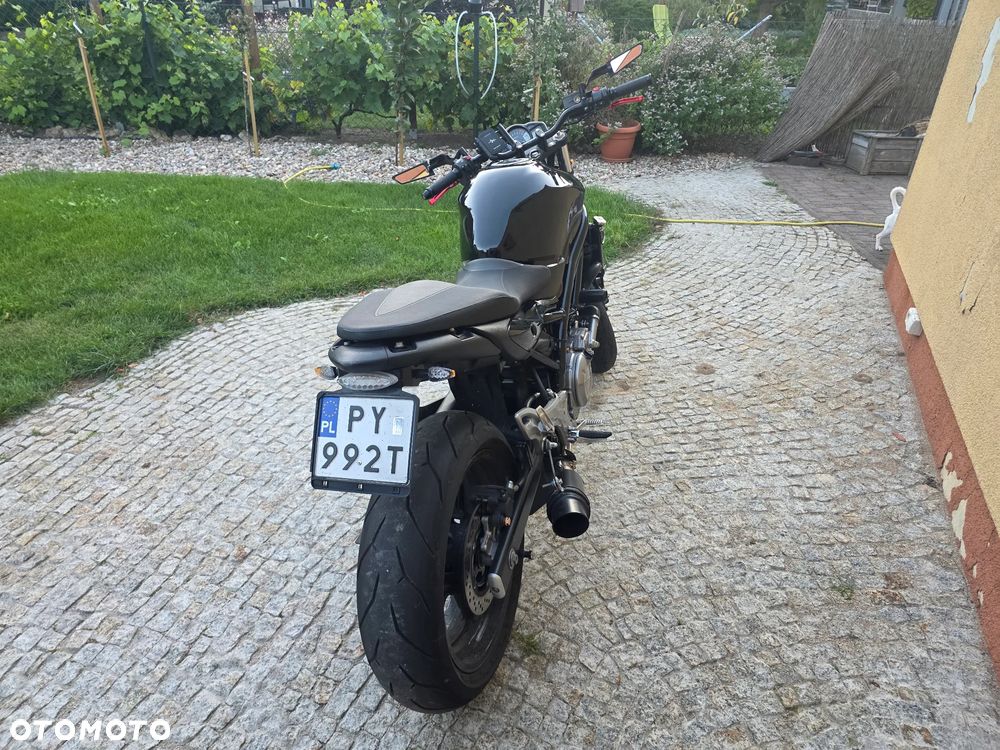 Suzuki Gladius - 4