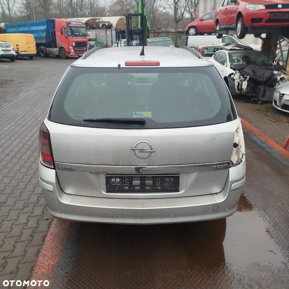 Opel Astra H na części . - 11