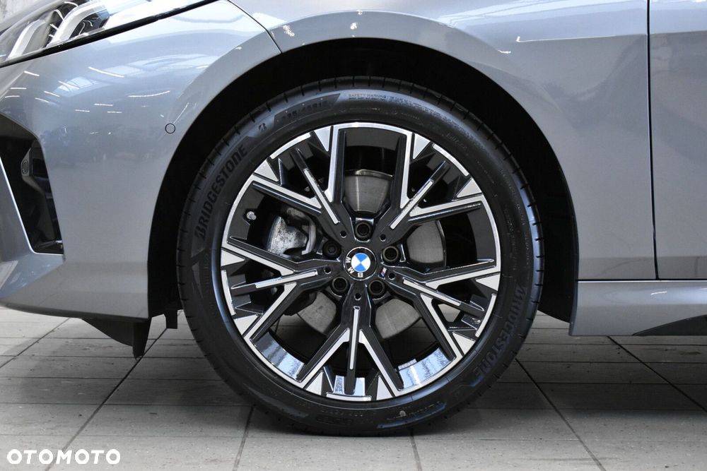 BMW Seria 2 220i mHEV - 7