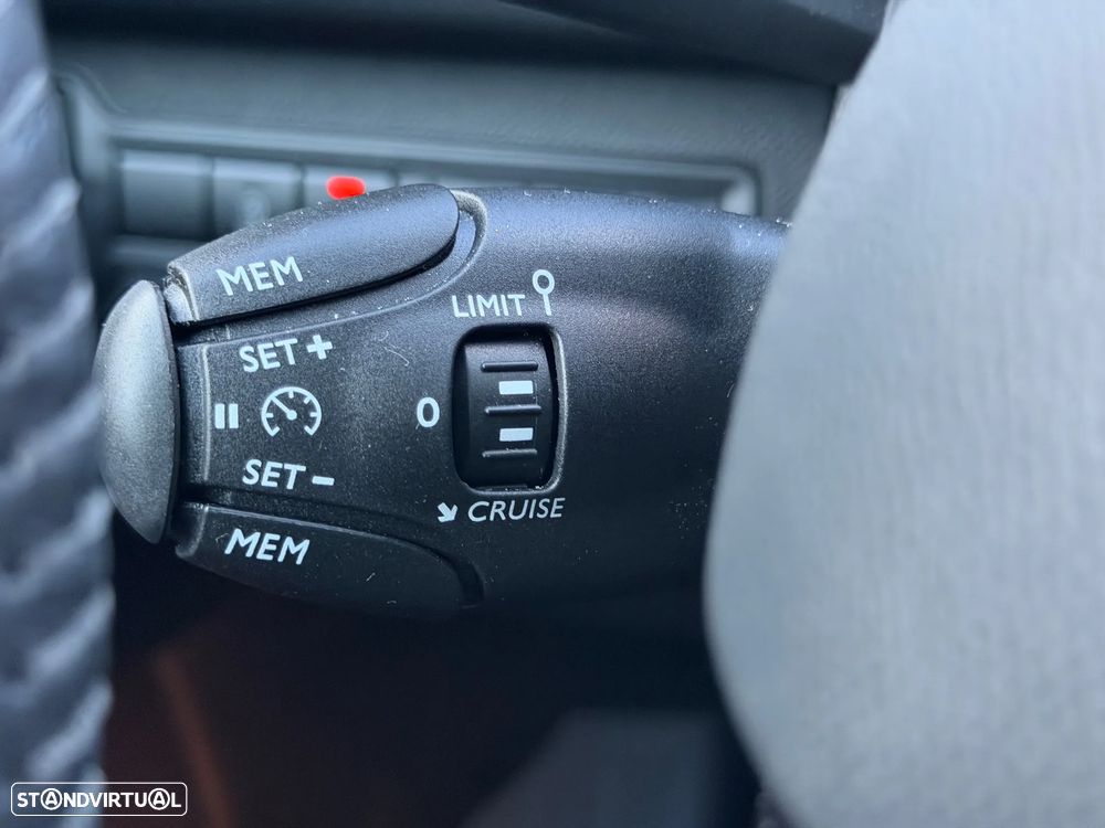 Peugeot 308 1.2 PureTech Style - 9