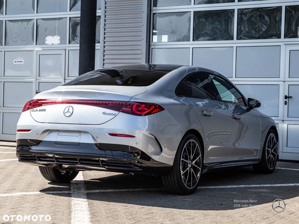 Mercedes-Benz CLA 220 mHEV 4-Matic 8G-DCT - 5