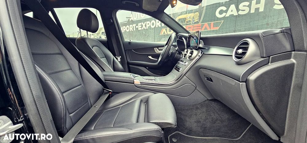 Mercedes-Benz GLC 300 de 4MATIC - 8
