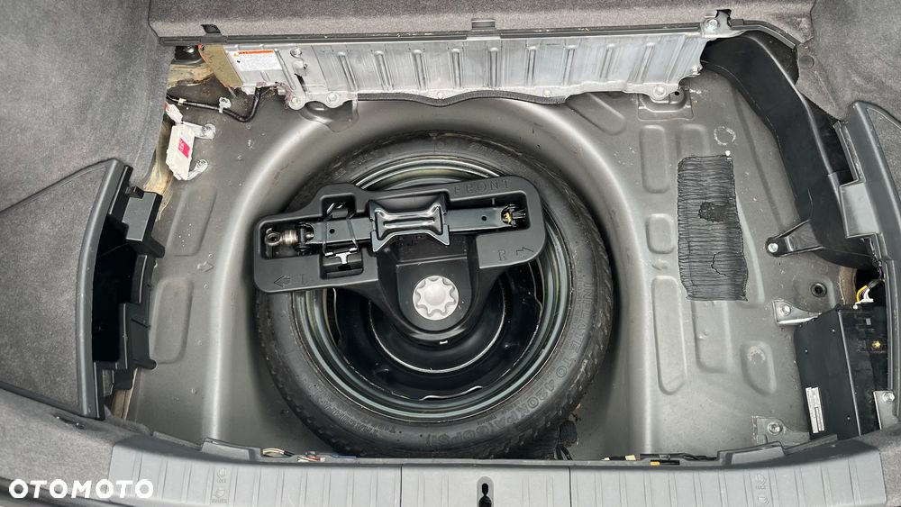 Toyota Prius 1.5 VVT-i Sol - 27