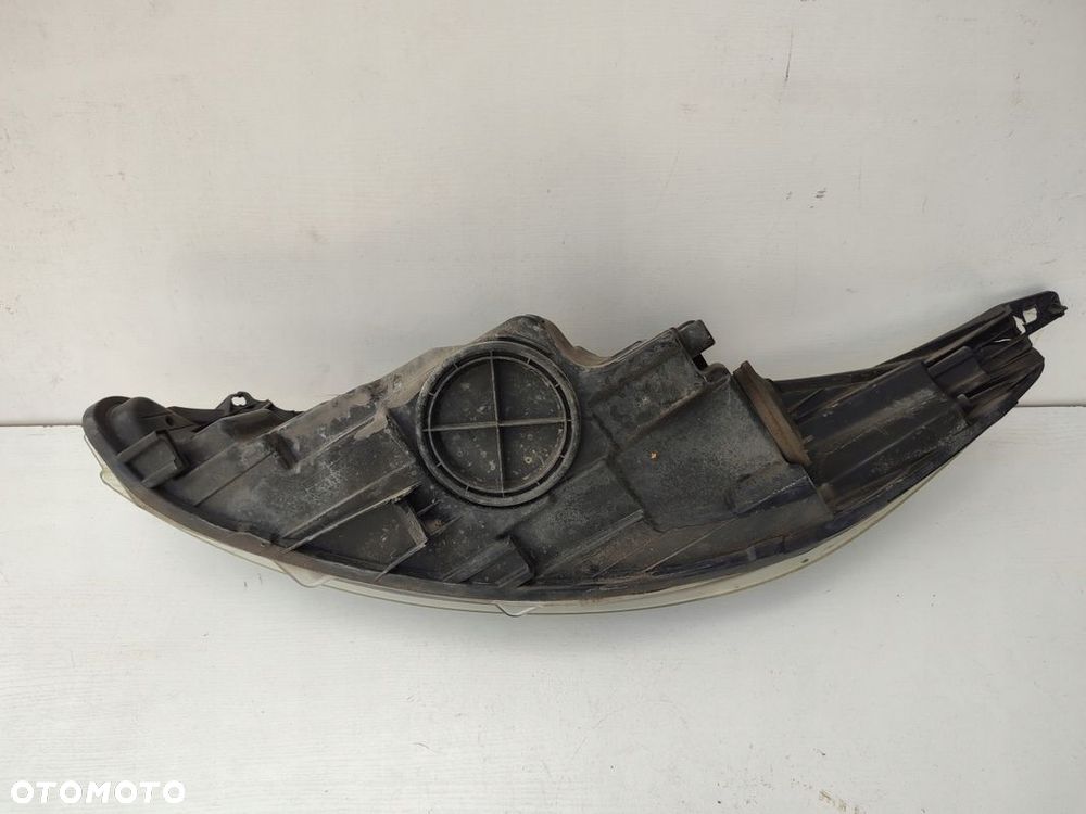 Lampa prawy przód FORD FIESTA MK7 EUROPA 8A61-13W029-AH - 11