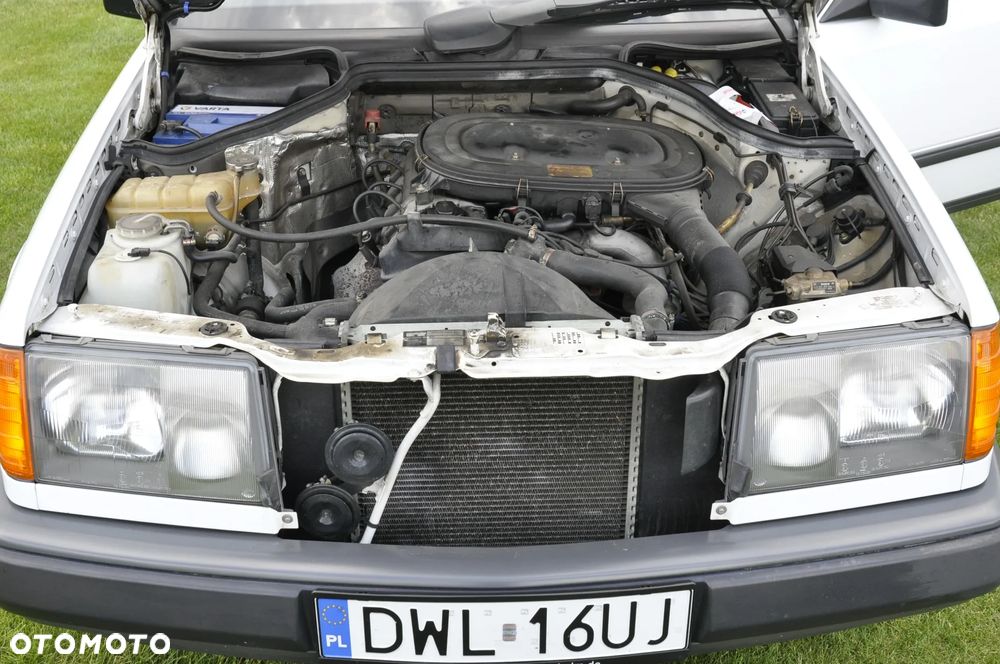 Mercedes-Benz W124 (1984-1993) - 22
