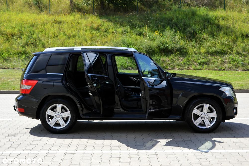 Mercedes-Benz GLK 320 CDI DPF 4Matic 7G-TRONIC Edition 1 - 26