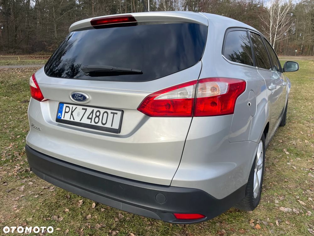Ford Focus 1.6 Trend - 8