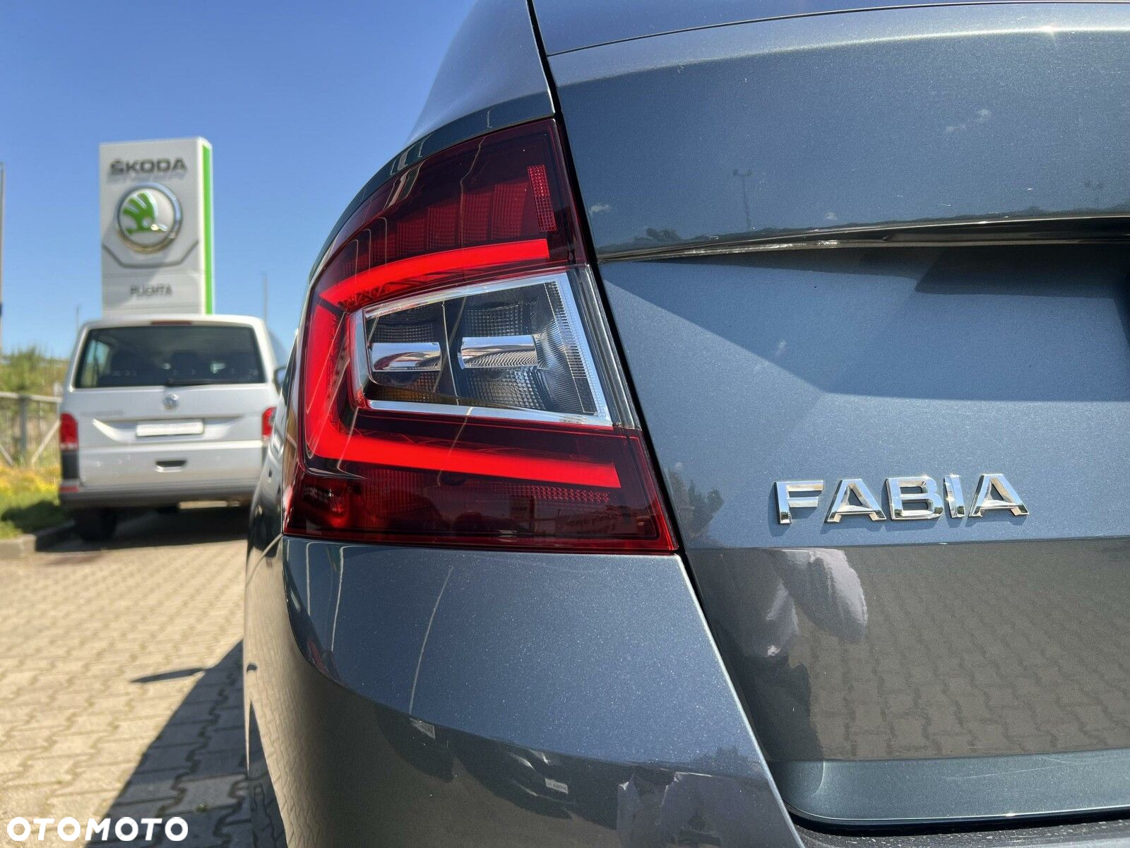 Skoda Fabia 1.0 TSI Ambition Plus DSG - 9
