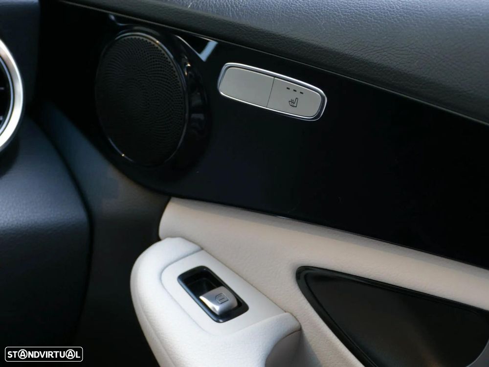 Mercedes-Benz C 300 h Avantgarde+ - 37