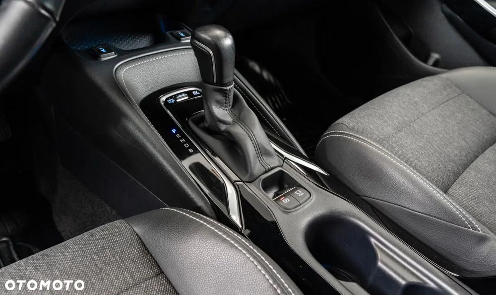 Toyota Corolla 1.8 Hybrid Active - 10