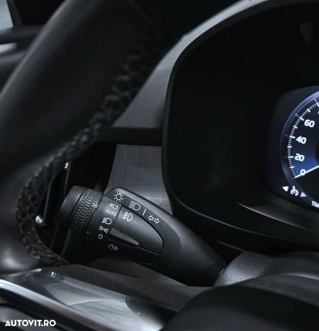 Volvo XC 40 T4 Recharge DKG Inscription Expression - 11