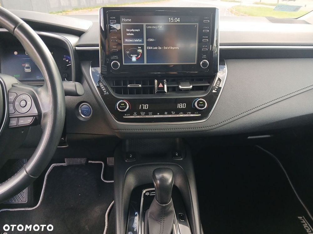 Toyota Corolla 1.8 Hybrid Comfort - 29