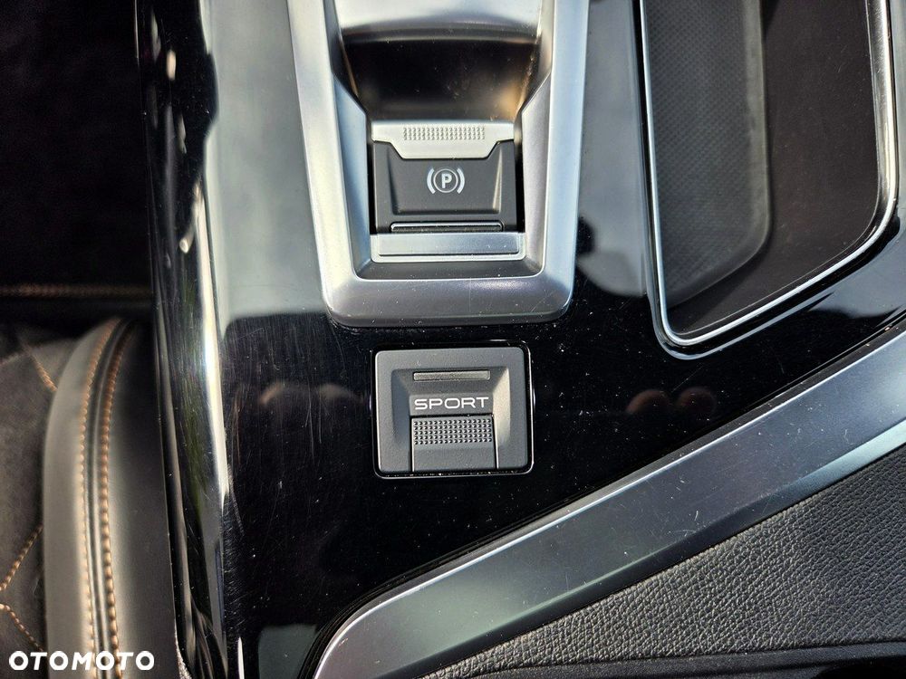 Peugeot 3008 BlueHDi 180 Stop & Start EAT6 GT - 24