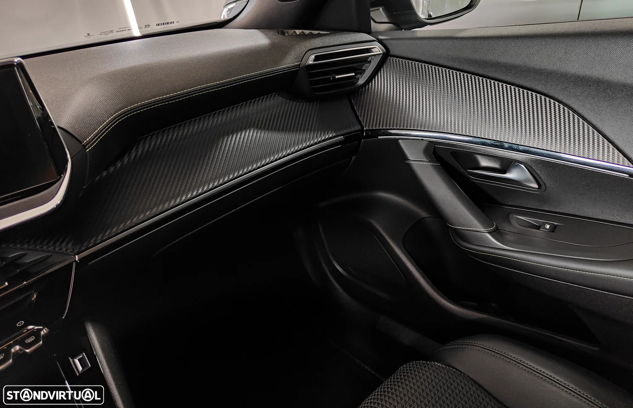 Peugeot 2008 1.2 PureTech GT Line - 45