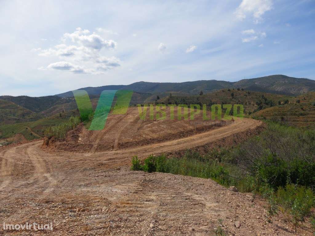 Terreno Rustico com 5 hectares com Vista para a Barragem, Monchique... - Grande imagem: 3/21