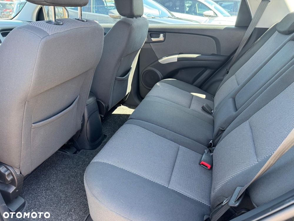 Kia Sportage 2.0 CRDI 2WD LX - 13