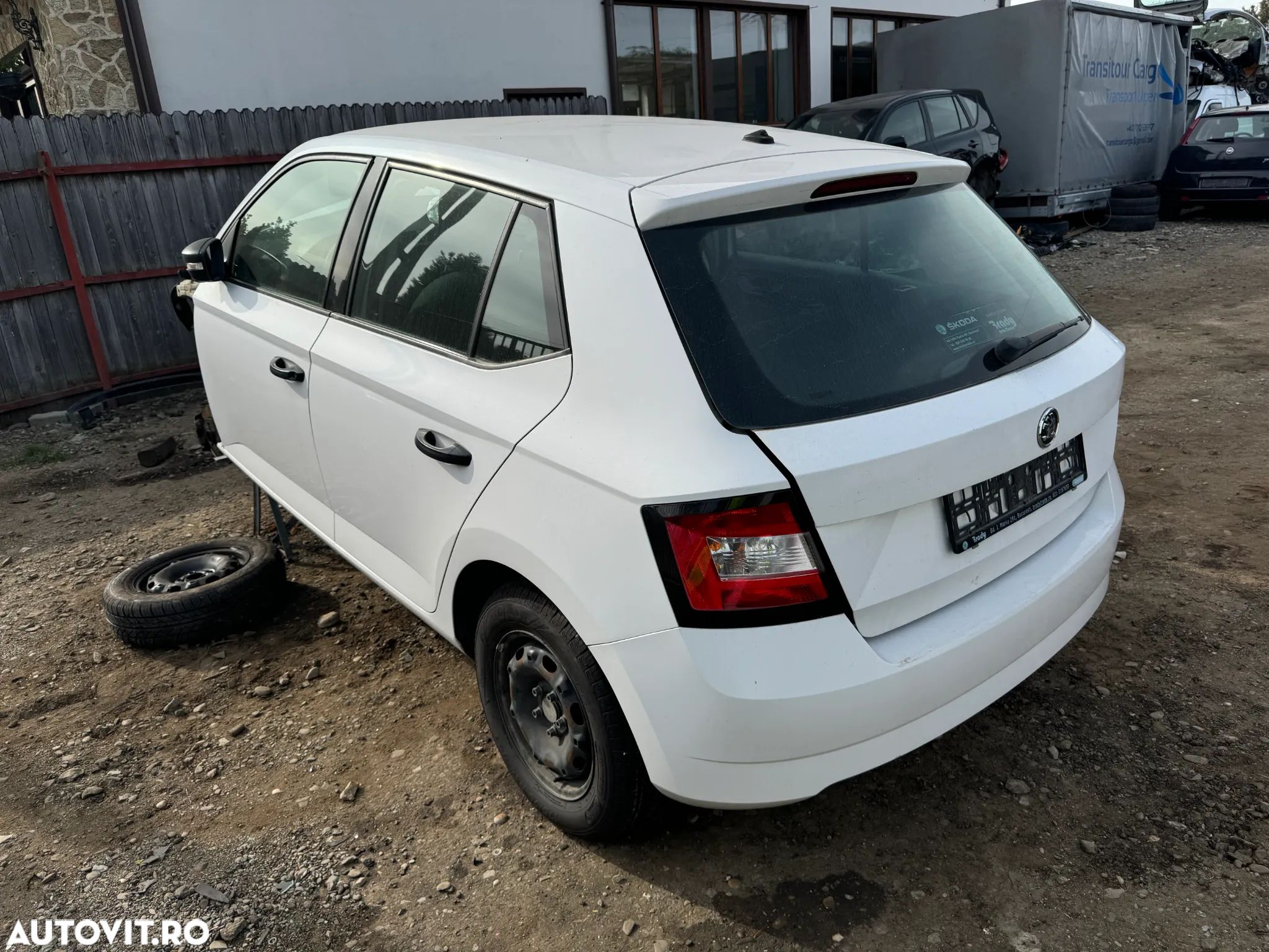 Dezmembram Skoda Fabia 3 Hatchback 1.0 CHY - 1