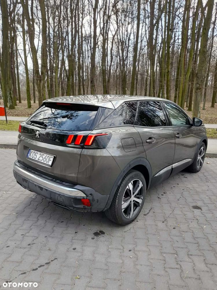 Peugeot 3008 1.6 BlueHDi Allure S&S EAT6 - 4