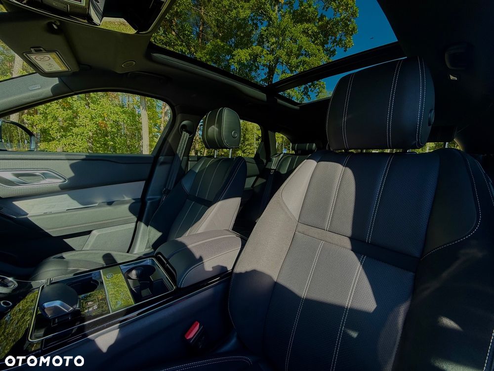 Land Rover Range Rover Velar 2.0 D200 mHEV R-Dynamic HSE - 33