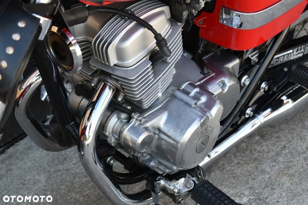 Honda CA - 27