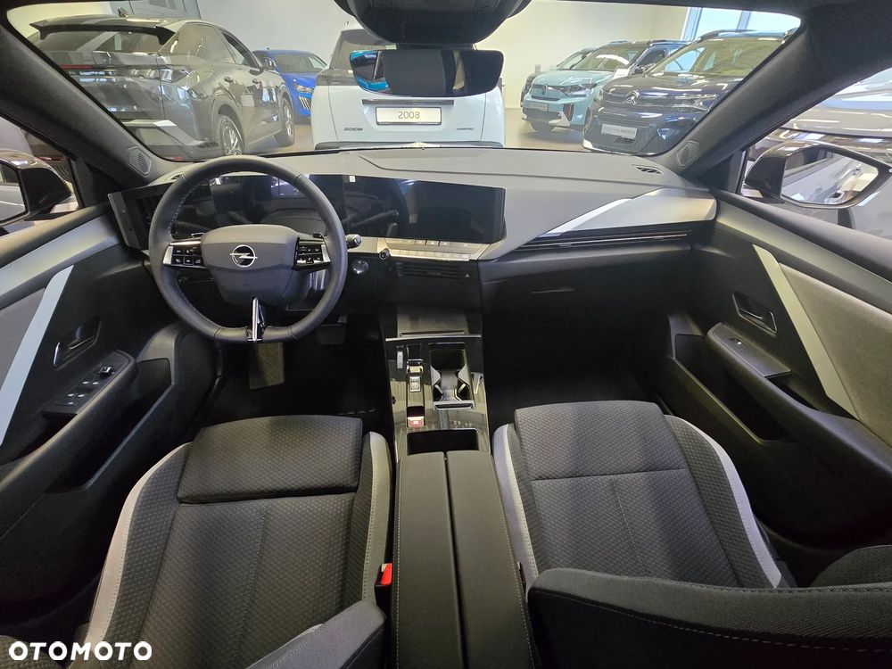 Opel Astra 1.2 T Business Edition S&S - 7