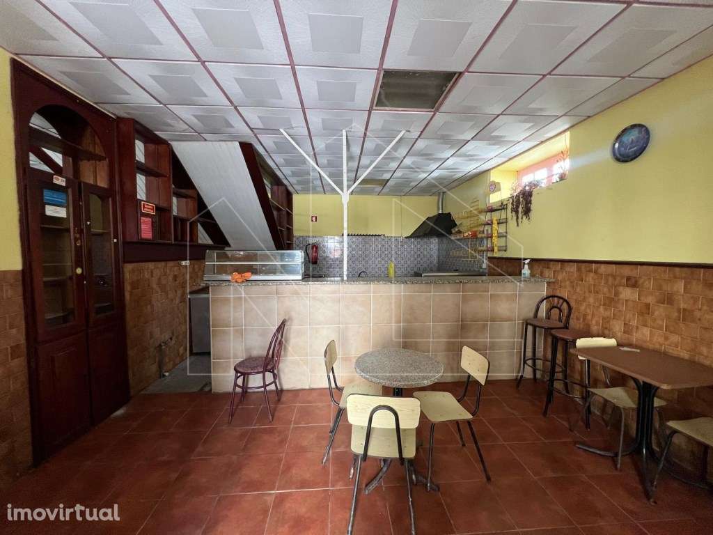 Moradia com Espaço Comercial - Centro de Águeda - Grande imagem: 4/18