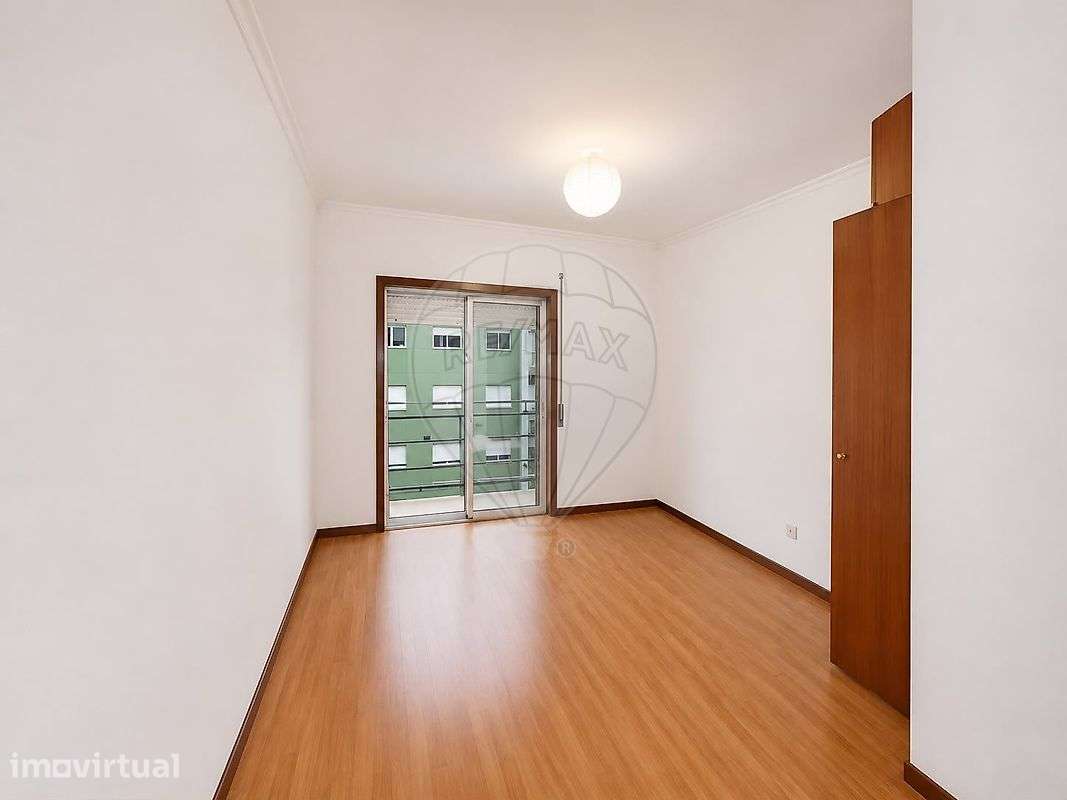 Apartamento T2 para arrendamento - Grande imagem: 2/11