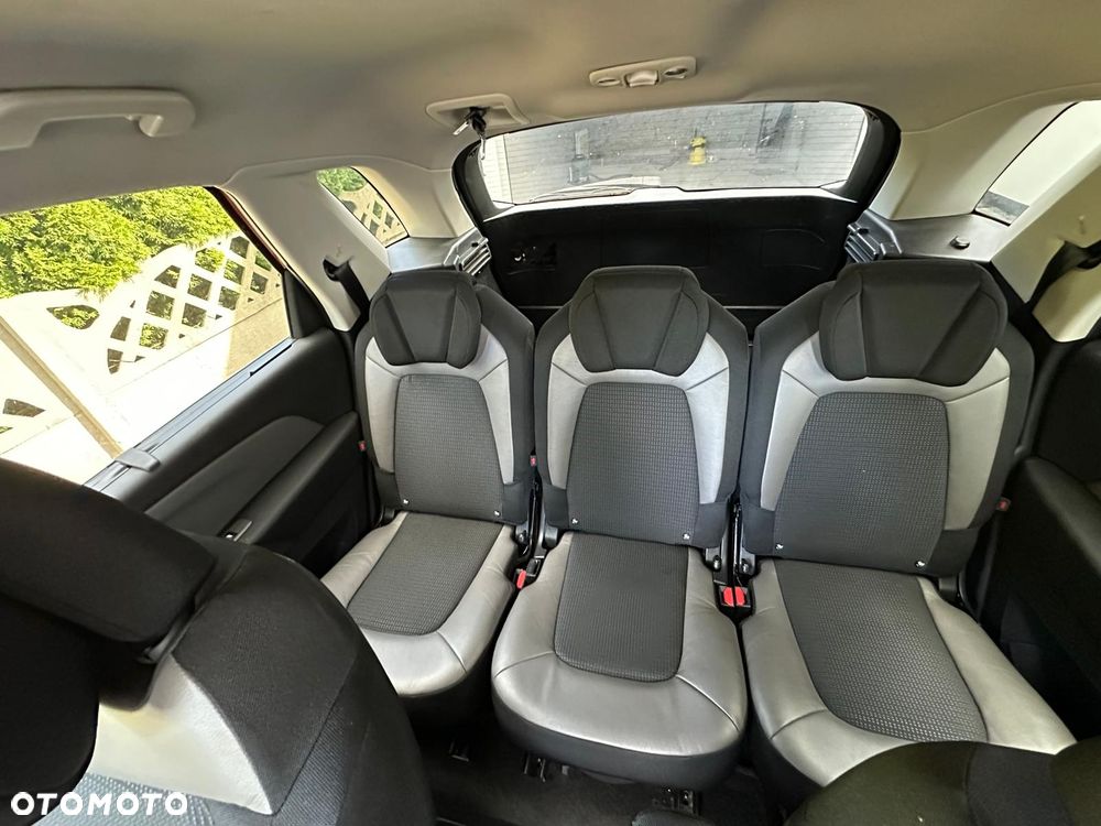 Citroën C4 Picasso 1.6 e-HDi Intensive - 27